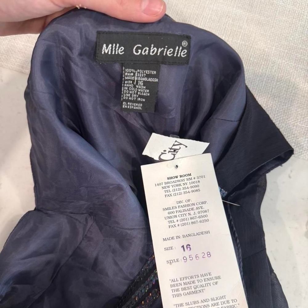 Y2K‎ NWT Mile Gabrielle Navy Midi Dress Sequin Straps Flowy Skirt Size 16 - Picture 2 of 7